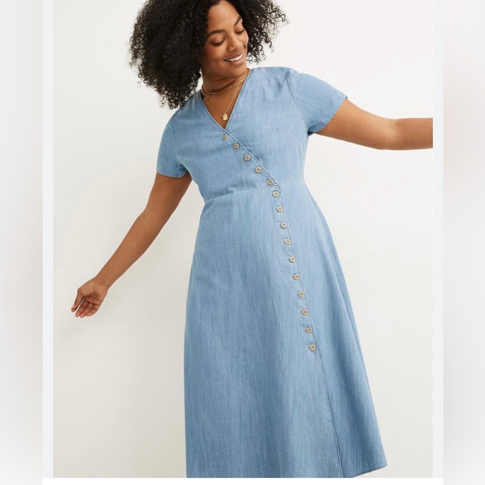 $138 Madewell Denim Petite Indigo Button-Wrap Midi Dress